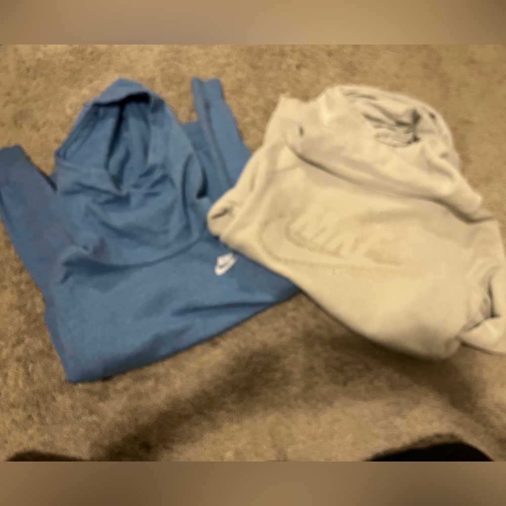 NIKE funnel neck hoodie bundle